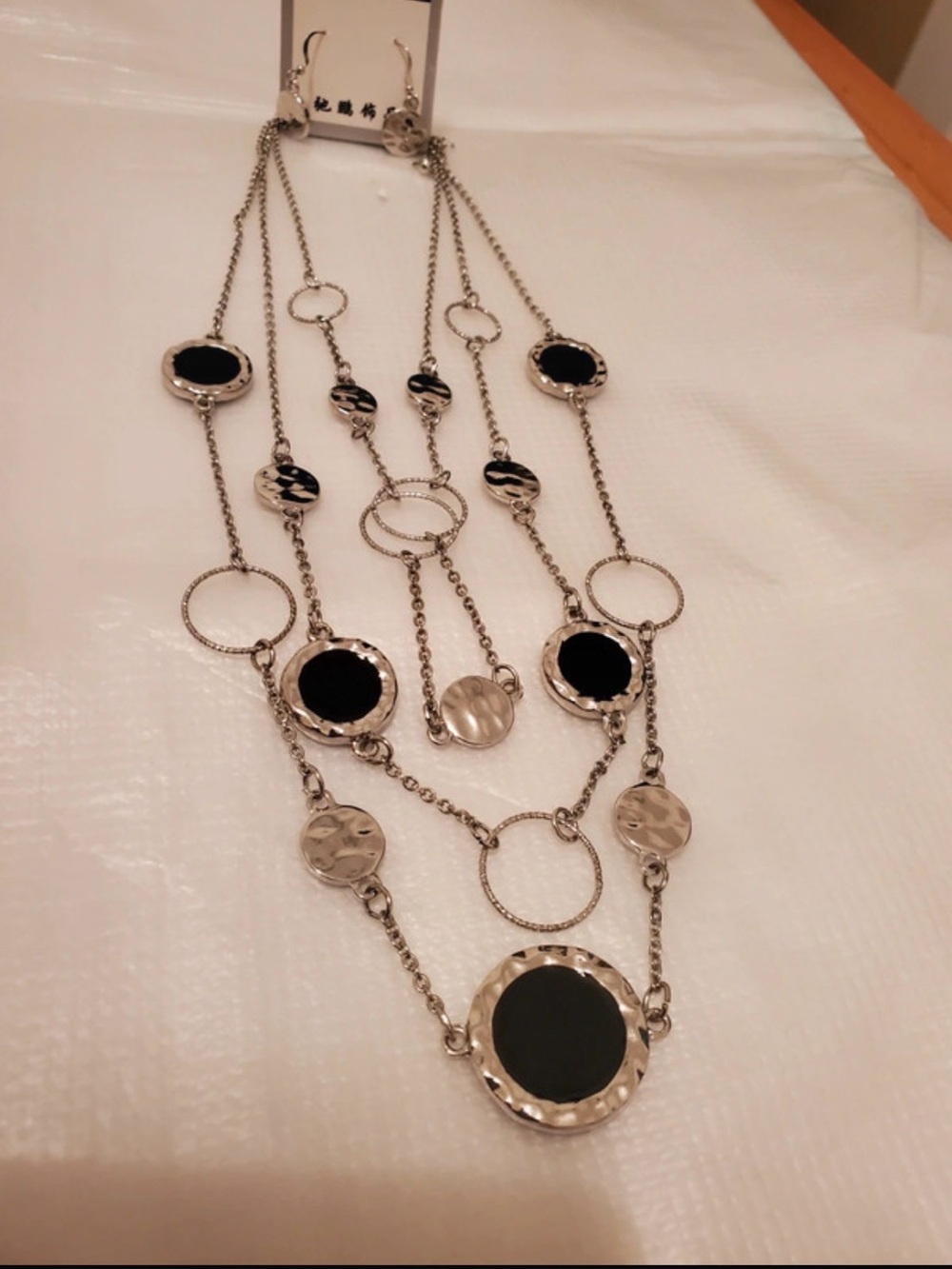 New Black And Silver Light Delicate Necklace